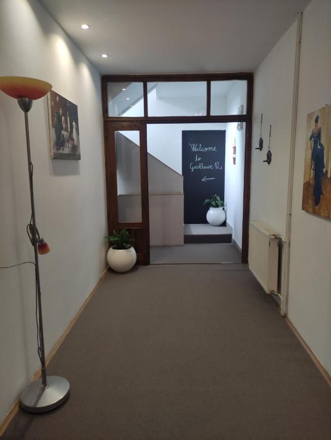 Guesthouse 12A 普里什蒂纳 外观 照片